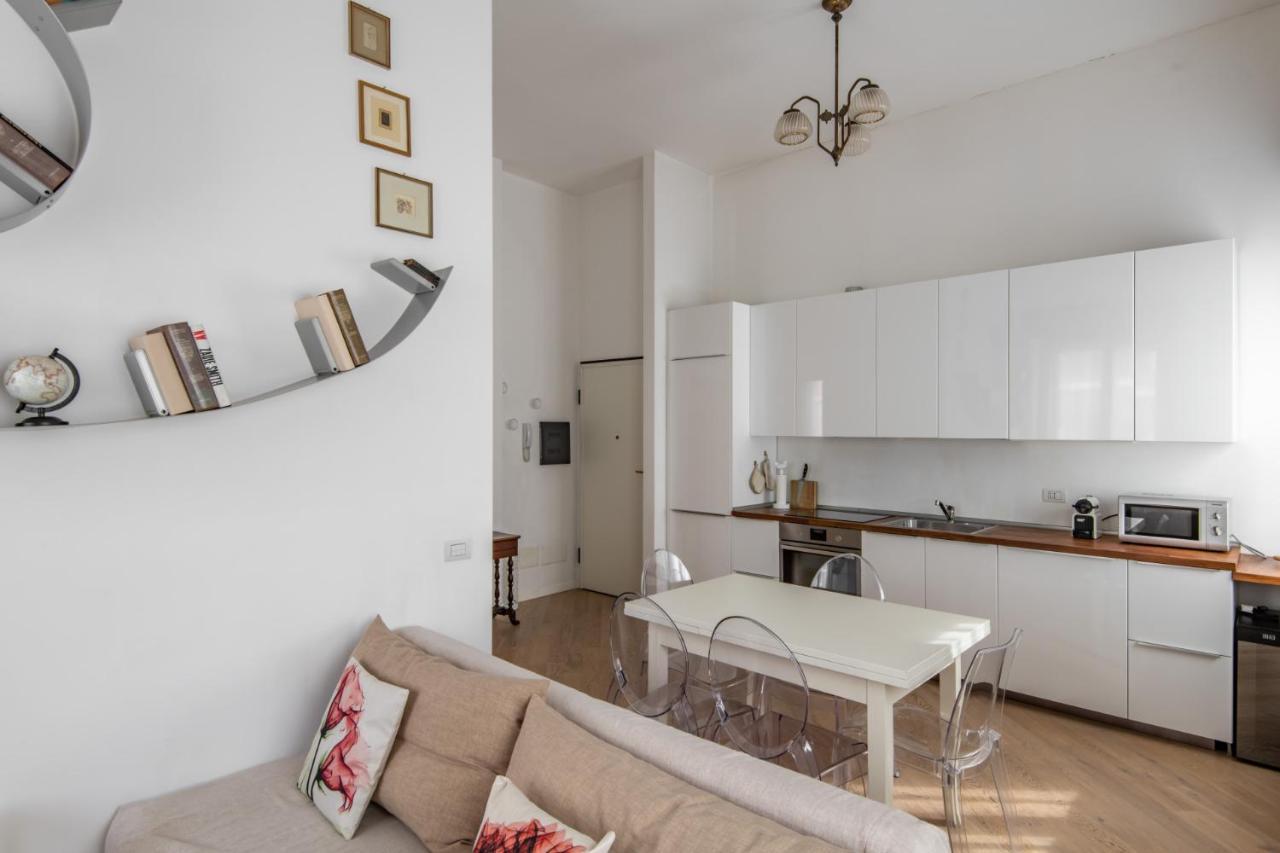 Easylife - Coccole E Comfort - Bilocale Caldo Ed Accogliente A Due Passi Dai Navigli E Metro Verde Mailand Exterior foto